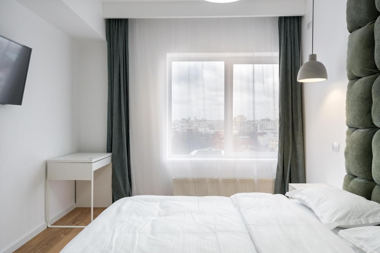Jungle Escape - Luxe 1-Br Haven In Bucharest Διαμέρισμα Εξωτερικό φωτογραφία