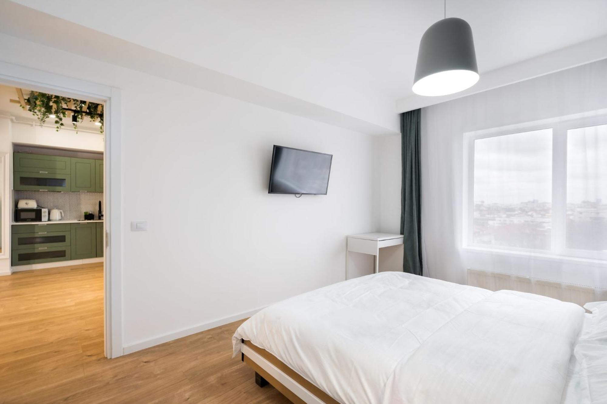 Jungle Escape - Luxe 1-Br Haven In Bucharest Διαμέρισμα Εξωτερικό φωτογραφία